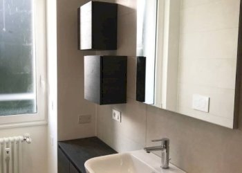 Bagno - Trilocale via Alcuino, 7, Milano (zona Wagner) - foto 11