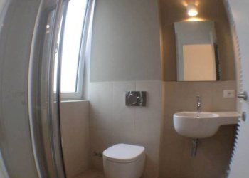 Bagno - Trilocale via Giulio e Corrado Venini, 14/d, Milano - foto 6