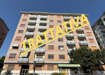 Facciata - Trilocale via Giordano Bruno, 108, Torino (zona Lingotto) - foto 1