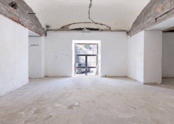 Foto 3 - Stable - Palace Via Molini IdraulicI
 
8, Torre Annunziata - photo 3