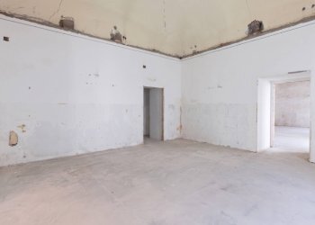 Foto 5 - Stable - Palace Via Molini IdraulicI
 
8, Torre Annunziata - photo 5