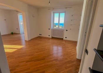 Salone - Appartamento piazza Antonio Pittaluga, Genova (zona Nervi) - foto 11