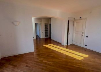 Cucina - Appartamento piazza Antonio Pittaluga, Genova (zona Nervi) - foto 18