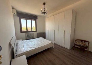 Camera da letto - Three-room apartment viale Jacopo Barozzi, Modena (neighborhood Circoscrizione 1) - photo 21