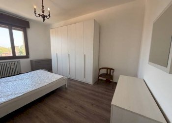 Camera da letto - Three-room apartment viale Jacopo Barozzi, Modena (neighborhood Circoscrizione 1) - photo 24