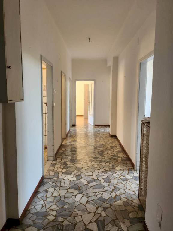 Corridoio - Quadrilocale Bologna (zona Marconi) - foto 3