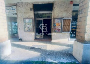 Foto 4 - Locale Commerciale Via Nemorense, Roma - foto 4