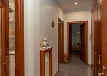 Corridoio - Appartamento via Caprie, 12, Torino (zona Cit Turin) - foto 30