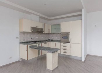 Cucina - Trilocale via Don Giuseppe Brovero, 8, Castiglione Torinese - foto 11