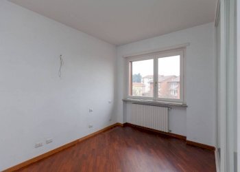 Camera da letto - Trilocale via Don Giuseppe Brovero, 8, Castiglione Torinese - foto 31