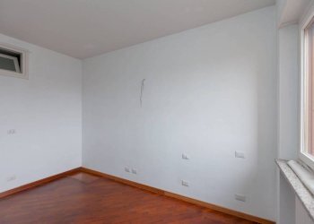 Camera da letto - Trilocale via Don Giuseppe Brovero, 8, Castiglione Torinese - foto 32