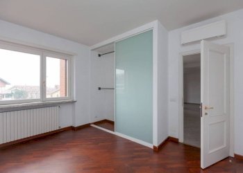 Camera da letto - Trilocale via Don Giuseppe Brovero, 8, Castiglione Torinese - foto 35