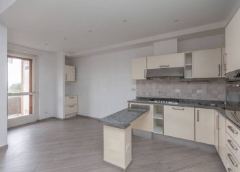 Cucina - Trilocale via Don Giuseppe Brovero, 8, Castiglione Torinese - foto 12