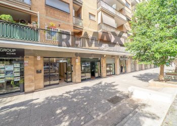 Edificio all\'aperto - Three-room apartment Via Flavio Stilicone
314, Roma - photo 1