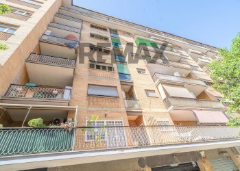 Edificio all\'aperto - Three-room apartment Via Flavio Stilicone
314, Roma - photo 68