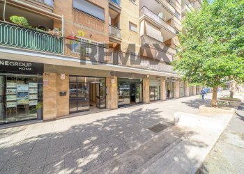 Edificio all\'aperto - Three-room apartment Via Flavio Stilicone
314, Roma - photo 71