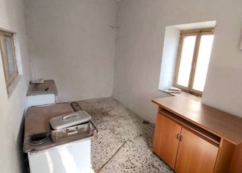 Stanza non arredata - Rustico via Tetto dell'Ola, 49, frazione Madonna Delle Grazie, Cuneo - foto 27