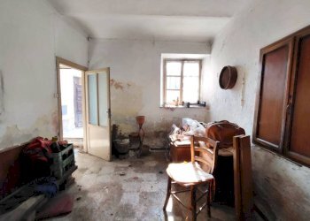 Stanza non arredata - Rustico via Tetto dell'Ola, 49, frazione Madonna Delle Grazie, Cuneo - foto 29