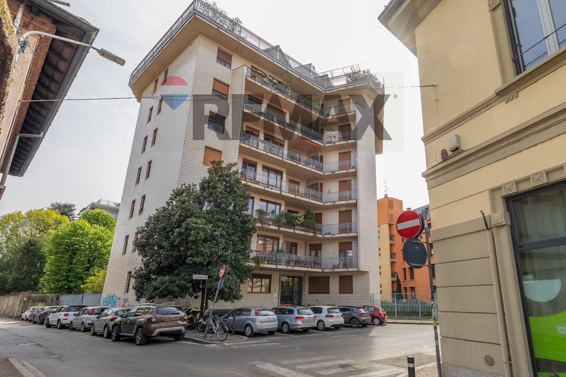 Edificio all\'aperto - Trilocale Via Varisco
 
1, Monza - foto 1