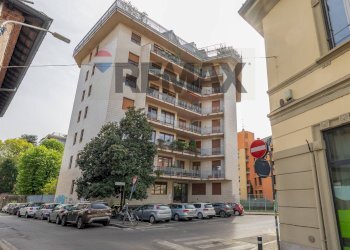 Edificio all\'aperto - Trilocale Via Varisco
 
1, Monza - foto 1