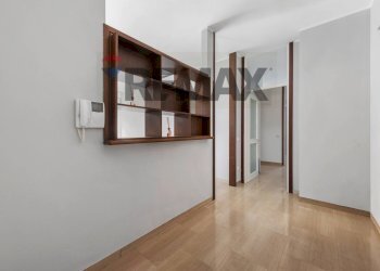 Hall / corridoio - Trilocale Via Varisco
 
1, Monza - foto 7