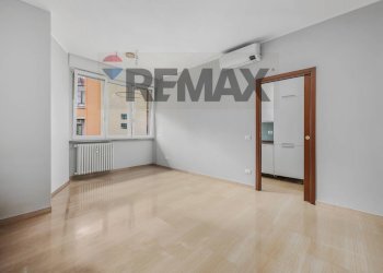 Stanza vuota - Trilocale Via Varisco
 
1, Monza - foto 8