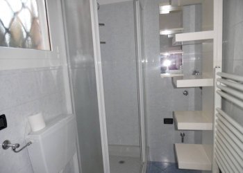 Bagno - Three-room apartment via Giuseppe Massarenti, 45, Bologna (neighborhood Massarenti) - photo 23