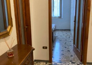 Ingresso - Quadrilocale via Massimo d'Azeglio, Bologna (zona Costa Saragozza) - foto 3