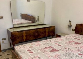 Camera da letto - Quadrilocale via Massimo d'Azeglio, Bologna (zona Costa Saragozza) - foto 8