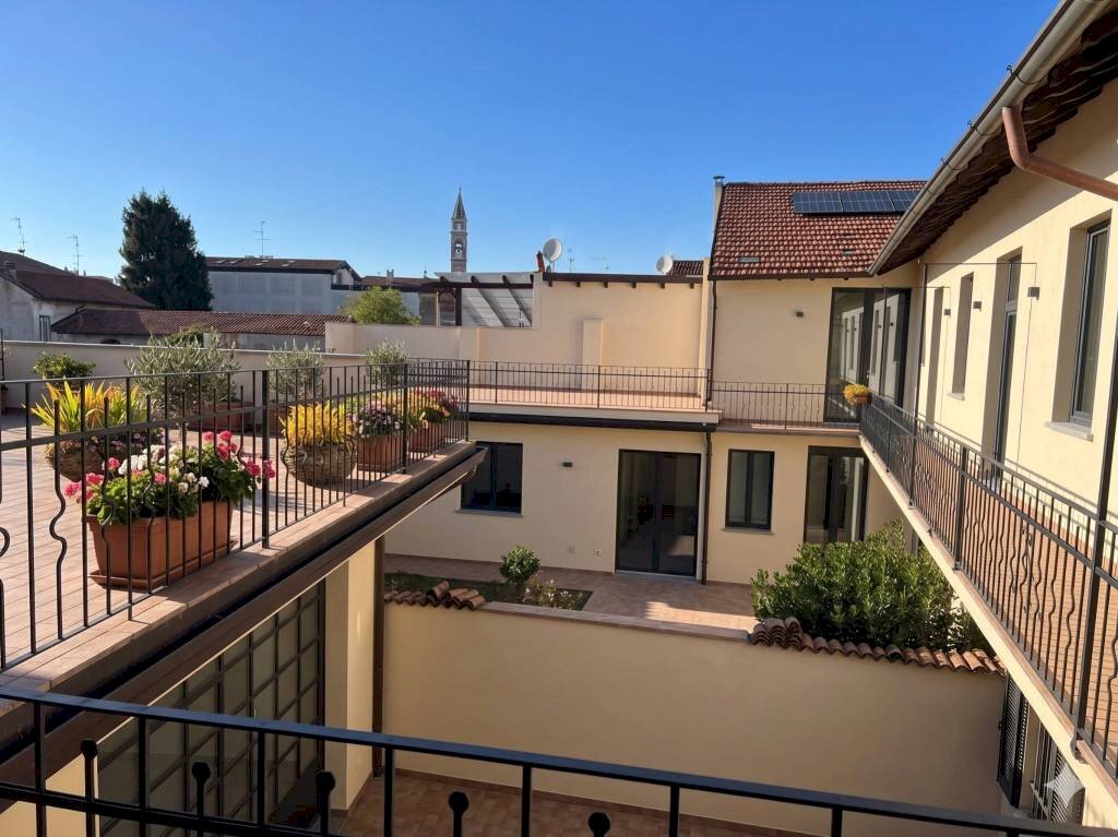 Vista - Stabile - Palazzo piazza Maria Bambina, 3, Lissone - foto 3