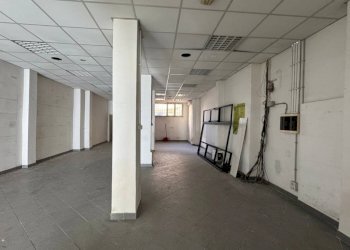 Interno non residenziale - Shop piazza di San Pancrazio, Roma - photo 9