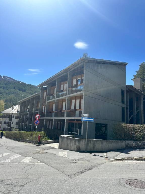 Zona - Trilocale via Giuseppe Verdi, 7, Bardonecchia - foto 2