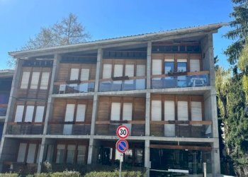 Facciata - Three-room apartment via Giuseppe Verdi, 7, Bardonecchia - photo 1