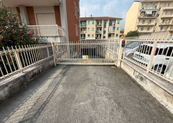 Ingresso - Box via Adolfo Serafino, 20, Pinerolo - photo 7