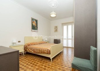 Camera da letto - Bilocale via Giulio Bizzozero, 9, Torino (zona Lingotto) - foto 15