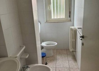 Foto 18 - Commercial Premises via trieste, Alba Adriatica - photo 18