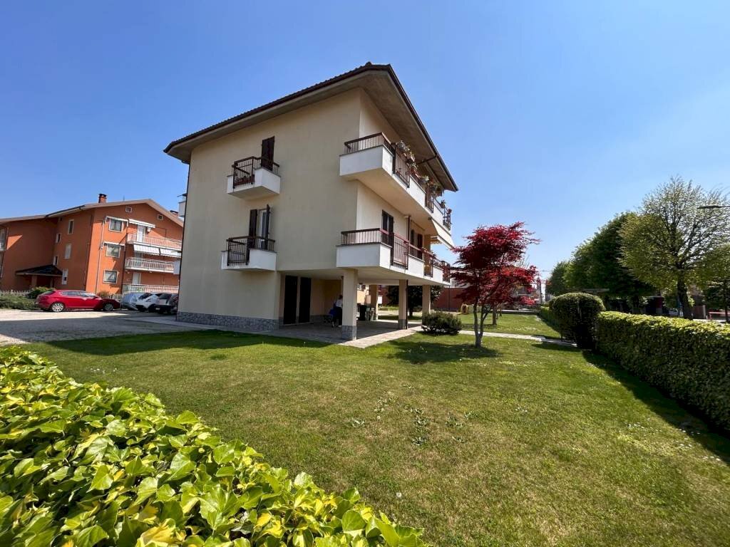 Giardino - Quadrilocale via Guglielmo Marconi, 50, Genola - foto 1