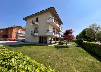 Giardino - Quadrilocale via Guglielmo Marconi, 50, Genola - foto 1