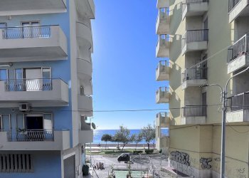 Foto 1 - Quadrilocale Via Napoli
 
29, Catanzaro - foto 1