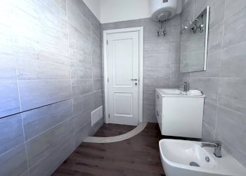 Foto 5 - Quadrilocale Via Napoli
 
29, Catanzaro - foto 5