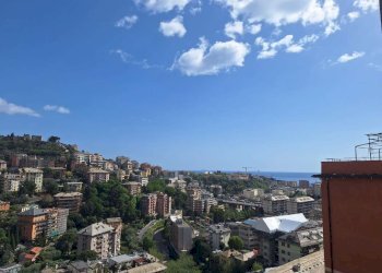 whatsapp image 2026-04-15 at 15.58.40 - Quadrilocale via Posalunga, Genova (zona Borgoratti) - foto 1