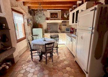 Salone - Appartamento via Castello, 36, Idro - foto 15