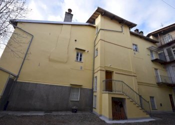 Facciata - Three-room apartment via Amedeo Avogadro di Quaregna, 2, Biella - photo 3