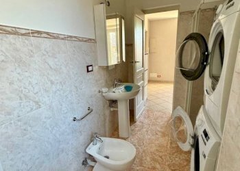 Bagno - Three-room apartment via Amedeo Avogadro di Quaregna, 2, Biella - photo 18