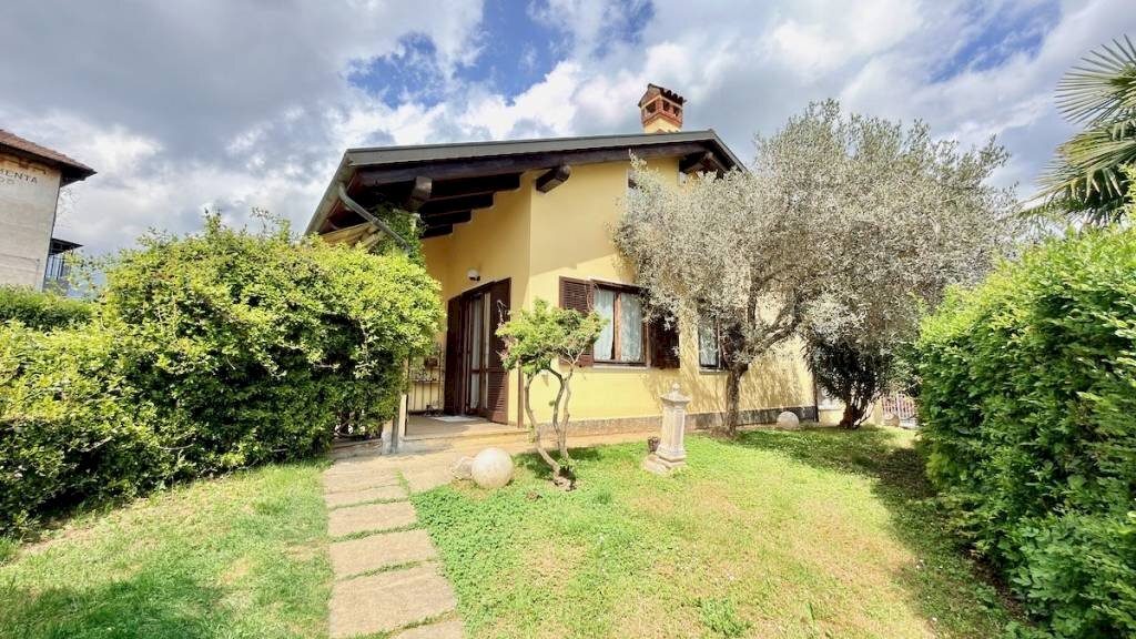 Giardino - Villa via Pietro Secchia, 11, Occhieppo Superiore - foto 3