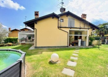 Piscina - Villa via Pietro Secchia, 11, Occhieppo Superiore - photo 5