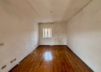 Camera da letto - Rustico via Delio Godino, 37, San Secondo di Pinerolo - foto 15