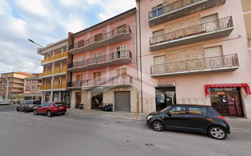 Foto 1 - Stabile - Palazzo Via XXIV Maggio
 
129-132-133, Campobasso - foto 1