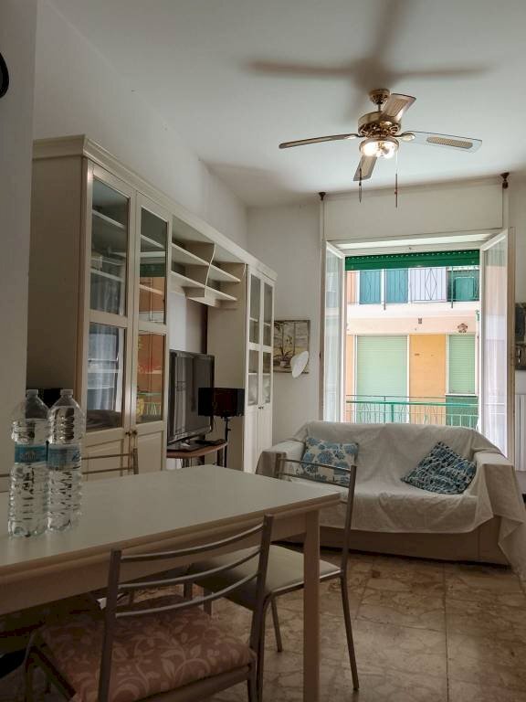 Salone - Bilocale via Privata Schiappacasse, 11, frazione San Massimo, Rapallo - foto 2