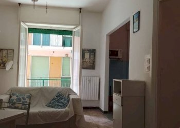 Salone - Bilocale via Privata Schiappacasse, 11, frazione San Massimo, Rapallo - foto 3